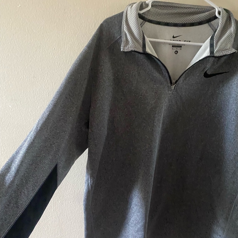 Men’s therma fit half zip jacket
